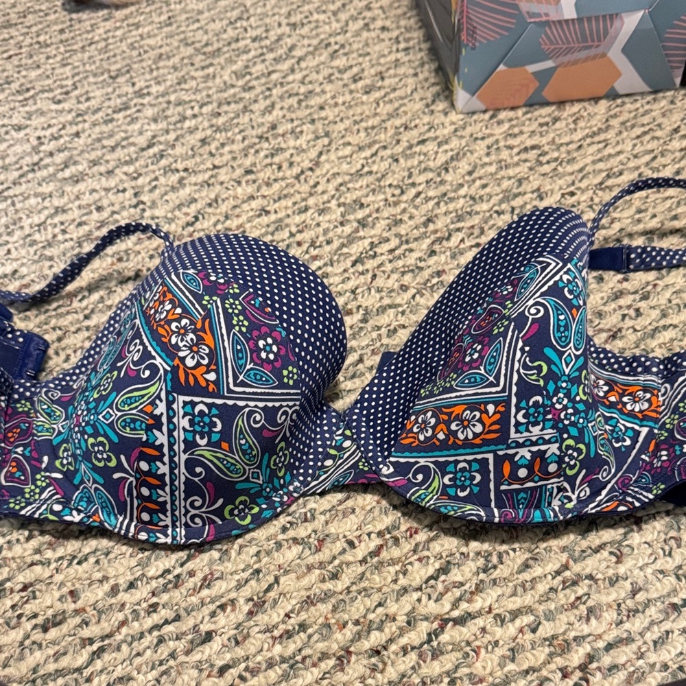 Cacique Multicolor Patterned Bra